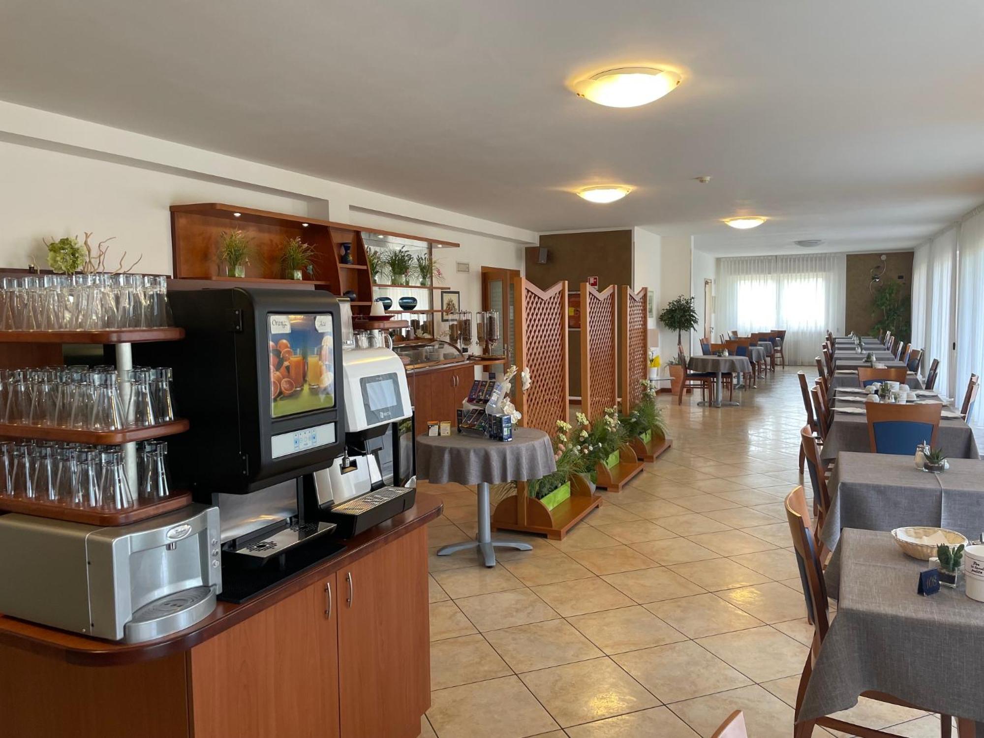 Hotel Casa Chincarini Malcesine Bagian luar foto